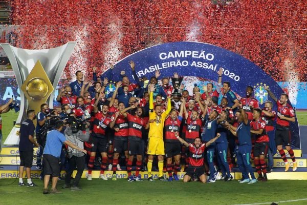 Já virou rotina ver o Flamengo campeão. 