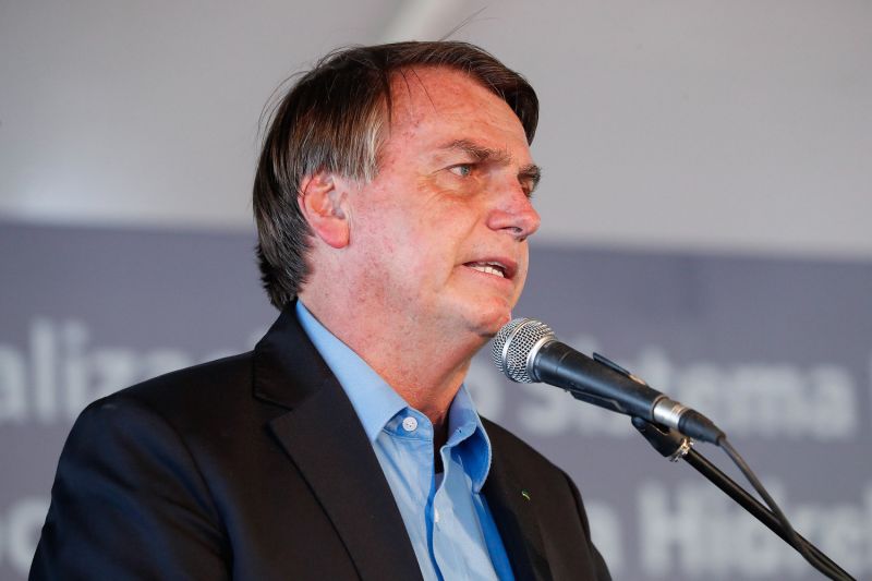 Bolsonaro voltou a falar em uso de cloroquina para tratamento contra a covid-19 - (Foto: Alan Santos/PR - 25.02.2021)