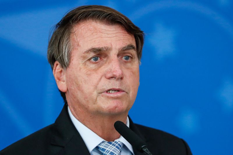 Bolsonaro atacou toque de recolher no Distrito Federal que começa hoje (12): 