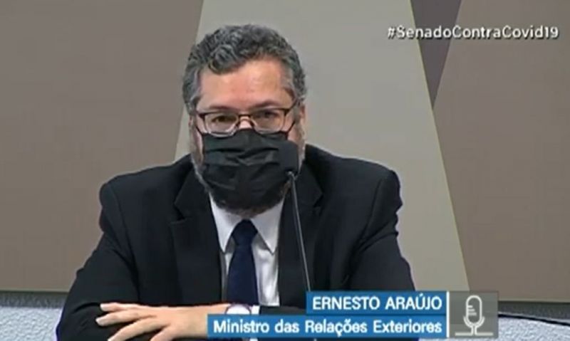 Ernesto Araújo durante audiência pública no Senado - (Foto: TV Senado / Reprodução )