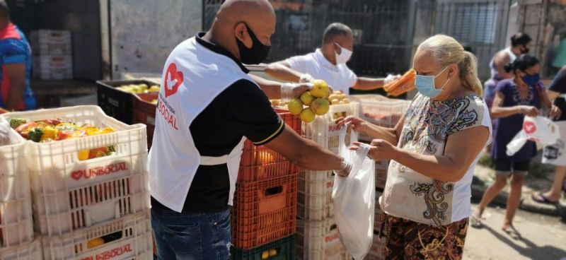 Cada família recebe 6 kg de vegetais frescos - (Foto: Divulgação)