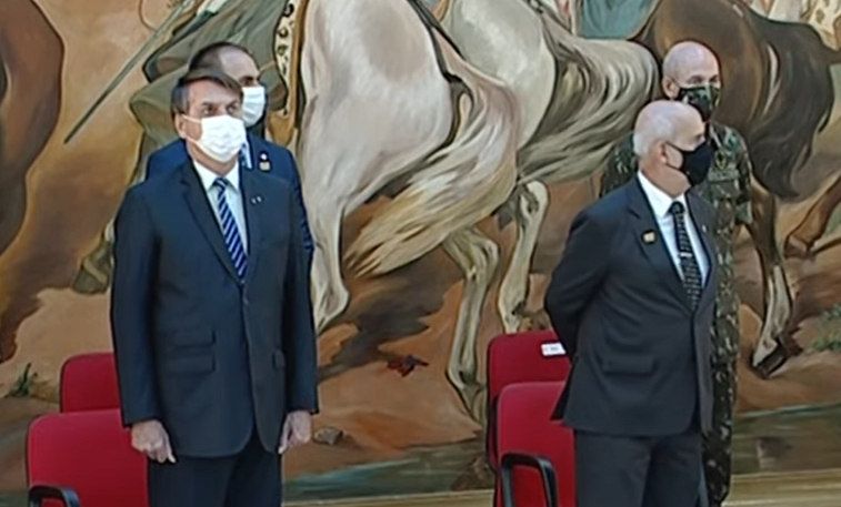 Bolsonaro participa de cerimônia do Exército - (Foto: TV Brasil Gov / Reprodução)