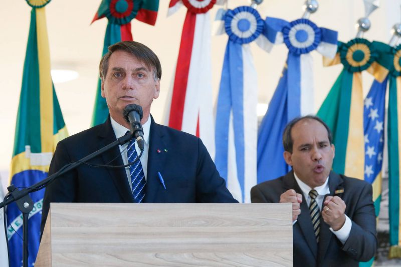 Bolsonaro durante evento do Exército em São Paulo - (Foto: Isac Nóbrega/PR - 15.04.2021)
