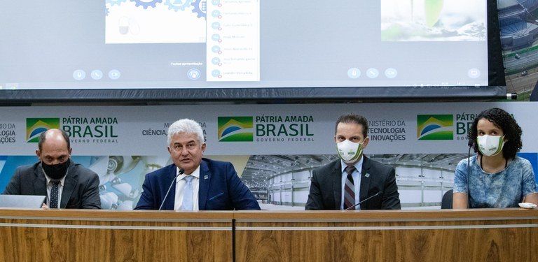 O ministro Marcos Pontes durante coletiva sobre a Sputnik V: - (Foto: Leonardo Marques - ASCOM/MCTI)