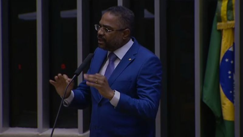 Deputado Márcio Marinho (Republicanos-BA) cobra governo sobre missionários deportados de Angola - (Foto: Reprodução)