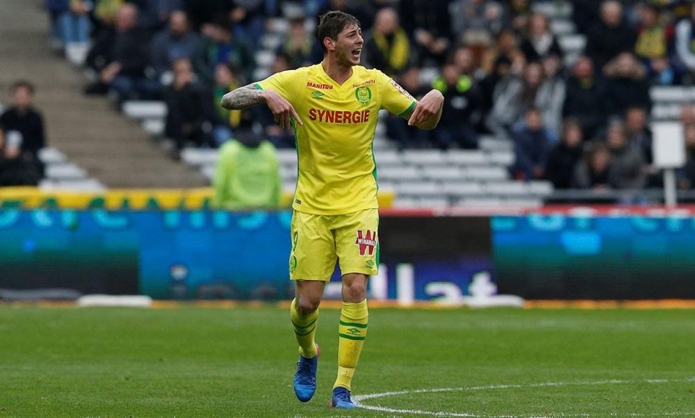 Emiliano Sala viajava de Nantes para Cardiff no momento do acidente (Foto: Stephane Mahe/Reuters)