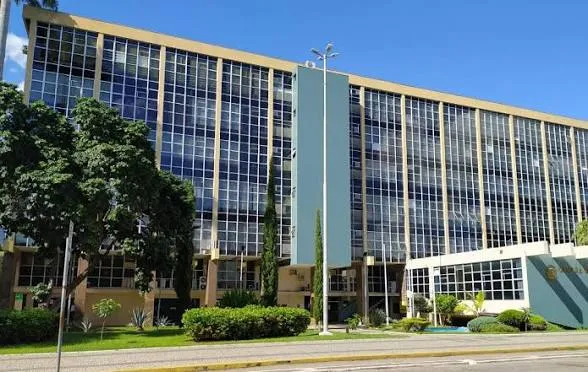 Prefeitura de Governador Valadares cria projeto para regularizar licenças de empre