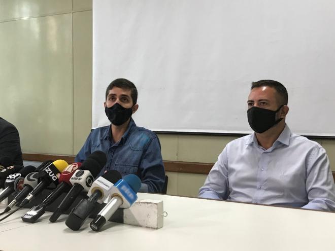 Prefeito de Ipatinga, Gustavo Nunes, e Secretário da Educação, Sérgio Mendes.